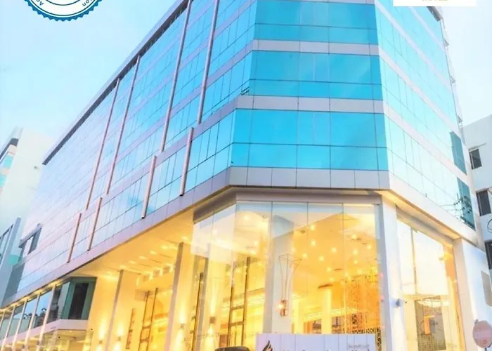 New Season Square Hotel