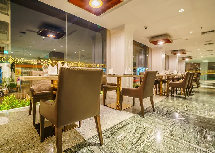 New Season Square Hotel